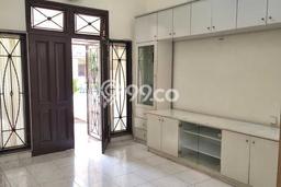 Jual Rumah Mewah Elegan Dengan View Eksklusif di Alam Sutera, Tangerang Jual Rumah Mewah Elegan Dengan View Eksklusif di Alam Sutera, Tangerang