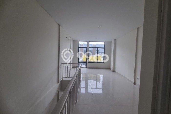 Unit Ruko Dijual di BSD Tangerang Selatan Luas Bangunan 67m2 Unit Ruko Dijual di BSD Tangerang Selatan Luas Bangunan 67m2
