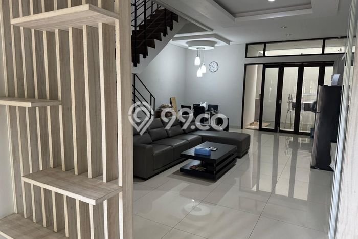 Siap Huni Hunian Elit 3 Kamar di Kebon Jeruk Dekat ke Mana Saja Siap Huni Hunian Elit 3 Kamar di Kebon Jeruk Dekat ke Mana Saja