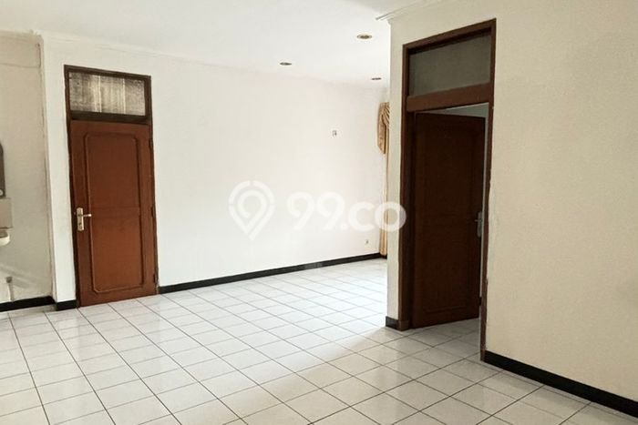 Dijual Rumah 4 Kamar Lokasi Strategis Bagus dan Strategis di Cimahi Utara Dijual Rumah 4 Kamar Lokasi Strategis Bagus dan Strategis di Cimahi Utara
