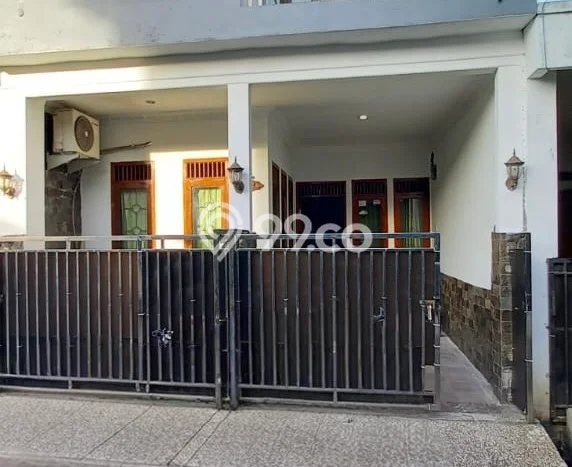 For Sale Rumah 3 Kamar Lokasi Strategis Bagus dan Strategis di Pondok Aren For Sale Rumah 3 Kamar Lokasi Strategis Bagus dan Strategis di Pondok Aren