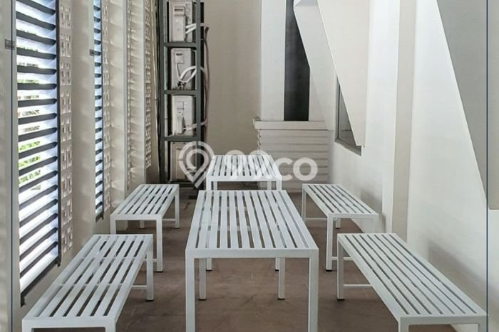 Untuk Dijual! Kantor di Meruya Jakarta Barat LT 750m2 / LB 1600m2 Kawasan Strategis Untuk Dijual! Kantor di Meruya Jakarta Barat LT 750m2 / LB 1600m2 Kawasan Strategis
