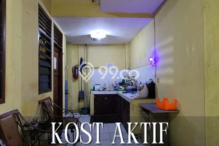 Dijual Rumah Kost di Tanjung Duren, Jakarta Barat, 60 KT, 59 KM, Bangunan 940m2 Dijual Rumah Kost di Tanjung Duren, Jakarta Barat, 60 KT, 59 KM, Bangunan 940m2
