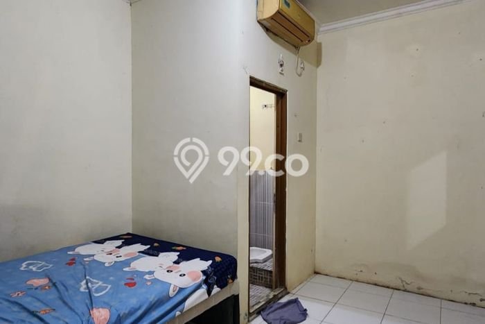 Dijual Rumah Kost di Tanjung Duren, Jakarta Barat, 60 KT, 59 KM, Bangunan 940m2 Dijual Rumah Kost di Tanjung Duren, Jakarta Barat, 60 KT, 59 KM, Bangunan 940m2