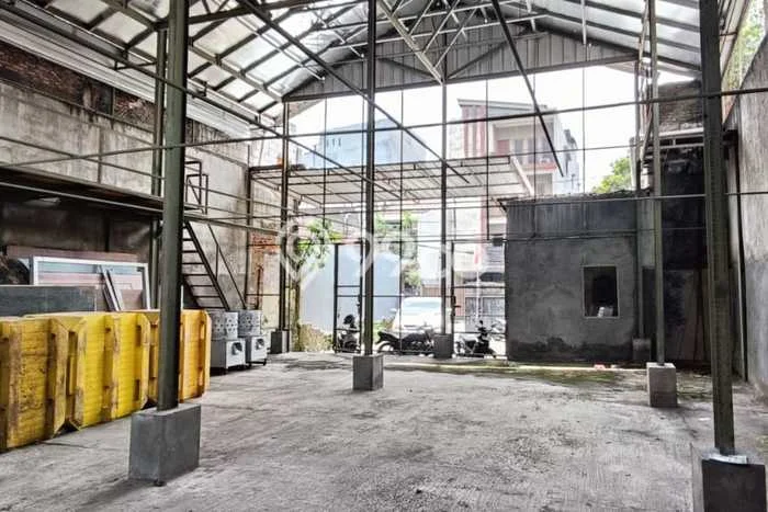 Gudang untuk disewa di Cempaka Putih punya LT 308m2 & LB 200m2 harga sewa kompetitif Gudang untuk disewa di Cempaka Putih punya LT 308m2 & LB 200m2 harga sewa kompetitif