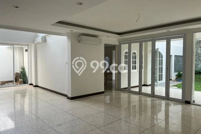Hunian Modern Disewakan 6 Kamar di Menteng Boleh Nego Hunian Modern Disewakan 6 Kamar di Menteng Boleh Nego