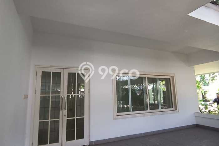 Rumah Mewah Siap Huni LT 1220m2 di Menteng, Jakarta Pusat Rumah Mewah Siap Huni LT 1220m2 di Menteng, Jakarta Pusat
