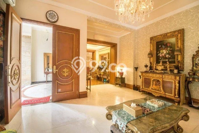 Hot Offer Hunian Mewah Ideal dan Luas di Menteng, Jakarta Pusat Hot Offer Hunian Mewah Ideal dan Luas di Menteng, Jakarta Pusat