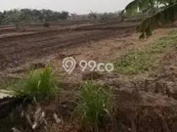 Tanah Dijual Lokasi Strategis di Surabaya dengan Luas 3242m2 Tanah Dijual Lokasi Strategis di Surabaya dengan Luas 3242m2