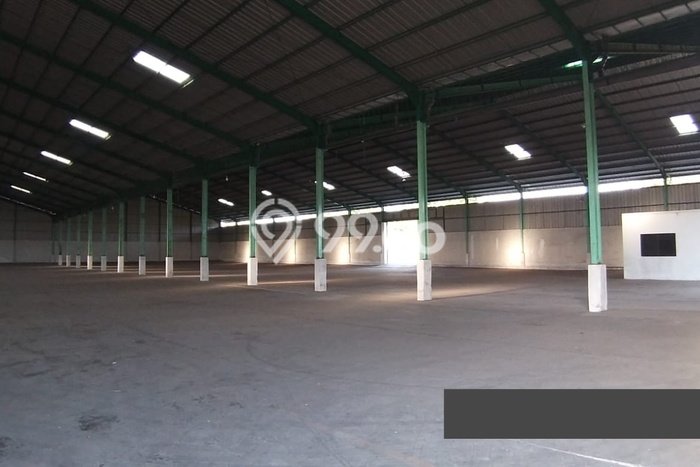 Disewakan Gudang di Pusat Kota Surabaya Ramai Strategis Disewakan Gudang di Pusat Kota Surabaya Ramai Strategis