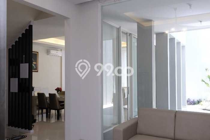 Rumah Luxury Modern Siap Huni di Wisata Bukit Mas Surabaya Rumah Luxury Modern Siap Huni di Wisata Bukit Mas Surabaya