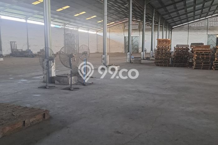 FOR RENT! Gudang di Kalianak Cocok untuk Bisnis 4500m2 FOR RENT! Gudang di Kalianak Cocok untuk Bisnis 4500m2