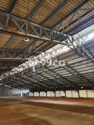 Unit Gudang Disewakan di Rungkut Industri di Area Ramai & Strategis Unit Gudang Disewakan di Rungkut Industri di Area Ramai & Strategis