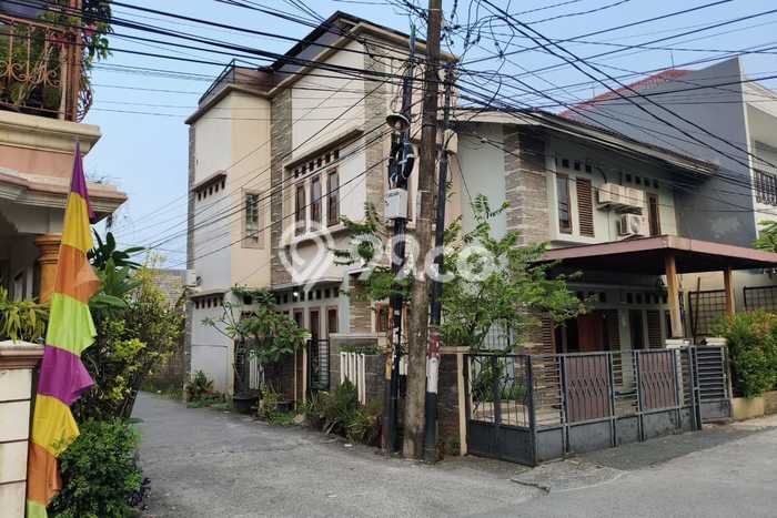Dijual Hunian Rumah Terawat 5 Kamar di Bekasi Kota, Bekasi Dijual Hunian Rumah Terawat 5 Kamar di Bekasi Kota, Bekasi