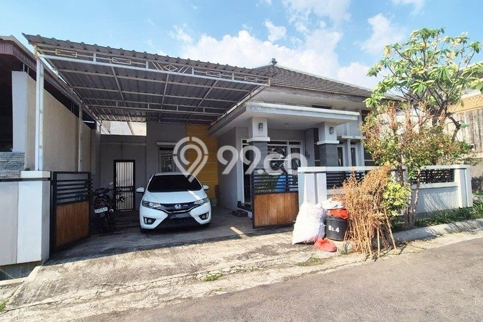 Disewakan Cepat Rumah Kondisi Bagus di Area Colomadu, Karanganyar Disewakan Cepat Rumah Kondisi Bagus di Area Colomadu, Karanganyar
