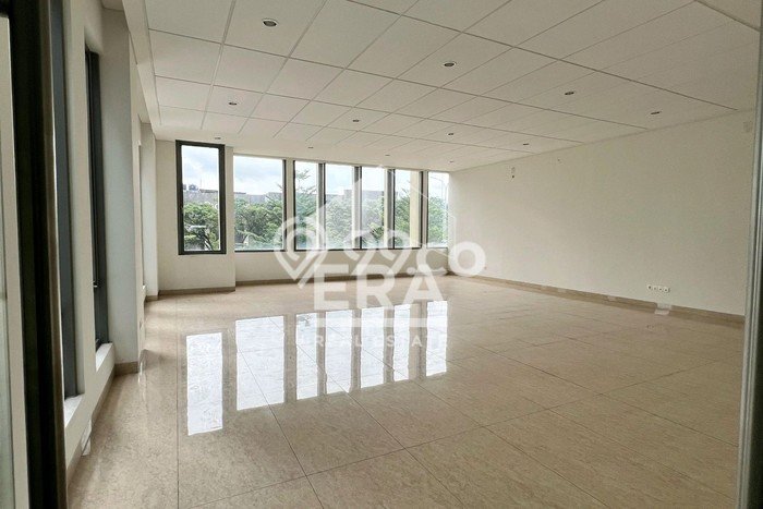 Ruko Bagus Dijual LB 650m2 Lokasi Strategis Tangerang Area Cocok untuk Berbisnis Ruko Bagus Dijual LB 650m2 Lokasi Strategis Tangerang Area Cocok untuk Berbisnis