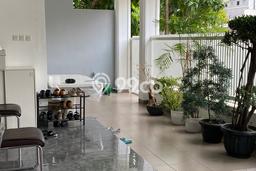 Dijual Rumah Luas Elegan Dengan View Eksklusif di Bintaro, Tangerang Selatan Dijual Rumah Luas Elegan Dengan View Eksklusif di Bintaro, Tangerang Selatan