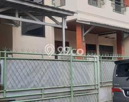 Rumah Modern Cantik 5 KT Bisa Langsung Pindah di Ciputat Timur Rumah Modern Cantik 5 KT Bisa Langsung Pindah di Ciputat Timur