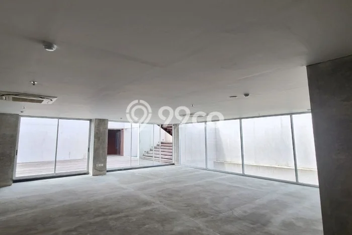 Kantor untuk Disewa di Pusat Jakarta Selatan Luas Bangunan 282m2 Kantor untuk Disewa di Pusat Jakarta Selatan Luas Bangunan 282m2
