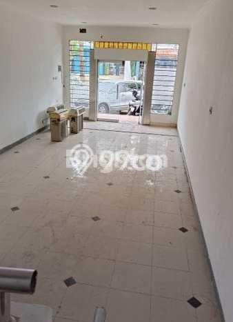 Ruko bagus disewakan di Kuta Badung dengan LB 150m2 harga sewa terbaik Ruko bagus disewakan di Kuta Badung dengan LB 150m2 harga sewa terbaik