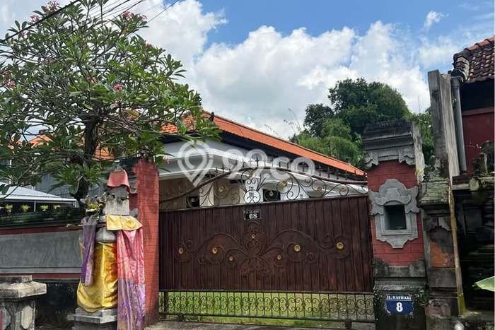 Kos-kosan Dijual di Denpasar Utara, Denpasar, 4 KT, 4 KM, Bangunan 850m2 Kos-kosan Dijual di Denpasar Utara, Denpasar, 4 KT, 4 KM, Bangunan 850m2