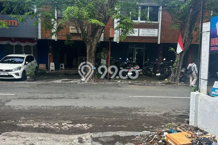Unit Ruko Disewakan di Dauhpuri di Area Ramai & Strategis Unit Ruko Disewakan di Dauhpuri di Area Ramai & Strategis