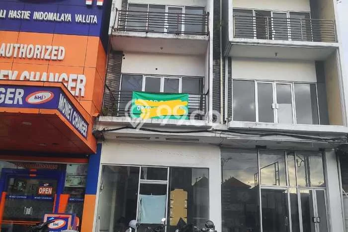 Ruko Dijual di Prime Area Badung Luas 141m2 Ruko Dijual di Prime Area Badung Luas 141m2