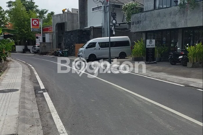 Ruko untuk Disewa di Pusat Badung Luas Bangunan 32m2 Ruko untuk Disewa di Pusat Badung Luas Bangunan 32m2