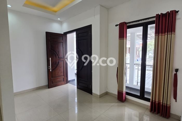 Rumah Mewah LB 650m2 Siap Huni Desain Elegan di Alam Sutera, Tangerang Rumah Mewah LB 650m2 Siap Huni Desain Elegan di Alam Sutera, Tangerang