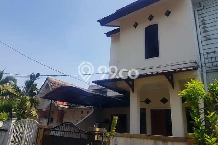 Jual Rumah Eksklusif 3 KT di Graha Raya Bintaro, Tangerang Selatan Jual Rumah Eksklusif 3 KT di Graha Raya Bintaro, Tangerang Selatan