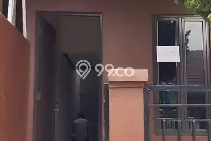 Disewakan! Rumah 1 Kamar Tidur &
1 Kamar Mandi di Cilebut, Bogor Disewakan! Rumah 1 Kamar Tidur &
1 Kamar Mandi di Cilebut, Bogor