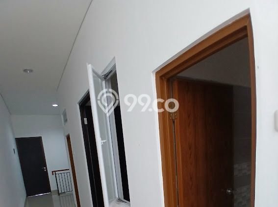 Jual Rumah Bagus Siap Huni LB 153m2 di Kebon Jeruk, Jakarta Barat Jual Rumah Bagus Siap Huni LB 153m2 di Kebon Jeruk, Jakarta Barat