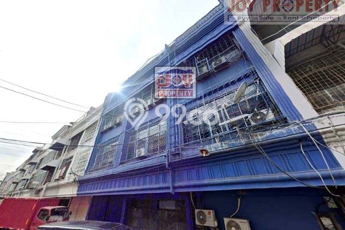 Ruko Dijual di Prime Area Jakarta Barat Luas 772m2 Ruko Dijual di Prime Area Jakarta Barat Luas 772m2