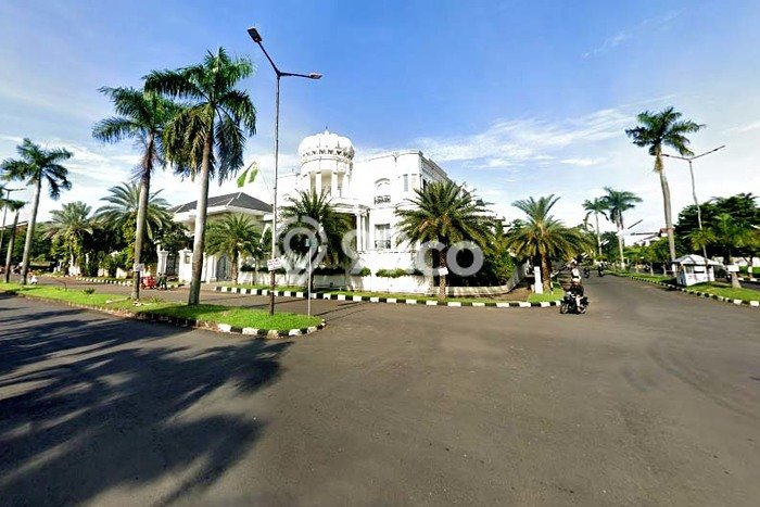 Untuk Dijual Tanah di Jakarta Barat, Luas 450m2 - Untuk Dijual Tanah di Jakarta Barat, Luas 450m2 -