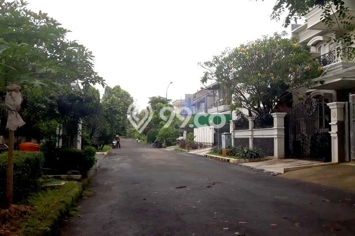 Tanah Dijual Lokasi Strategis di Jakarta Barat dengan Luas 390m2 Tanah Dijual Lokasi Strategis di Jakarta Barat dengan Luas 390m2