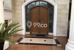 Rumah Elit Modern Tanpa Renovasi di Puri Indah Jakarta Barat Rumah Elit Modern Tanpa Renovasi di Puri Indah Jakarta Barat