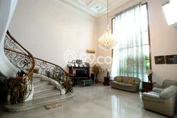 Rumah Luxury Modern Tanpa Renovasi di patra kuningan Jakarta Selatan Rumah Luxury Modern Tanpa Renovasi di patra kuningan Jakarta Selatan