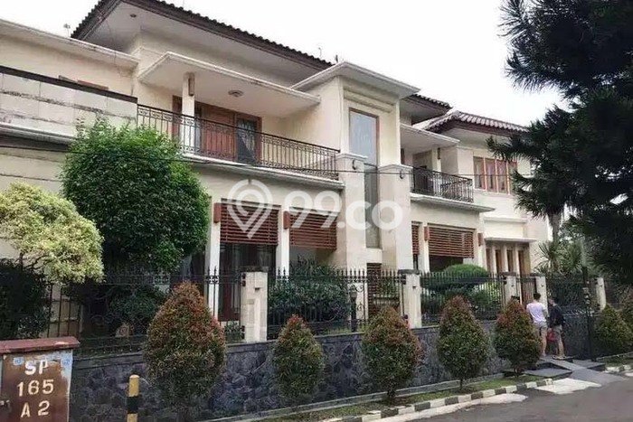 Ready to Use! Luxury House LT 510m2 Desain Modern di Kemanggisan Ready to Use! Luxury House LT 510m2 Desain Modern di Kemanggisan