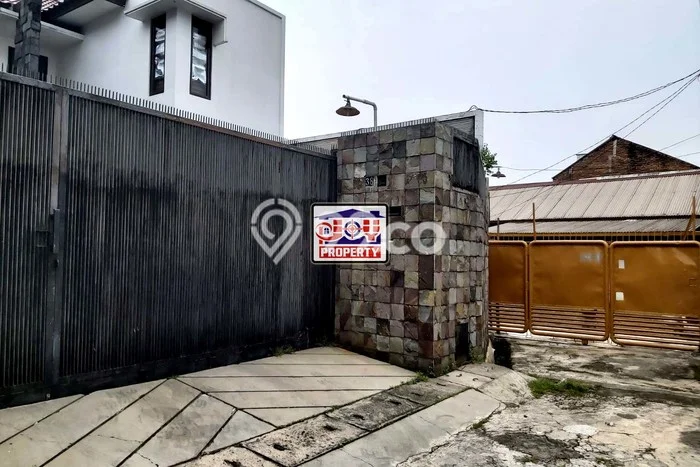 Tanah Kavling Dijual di Jakarta Barat dengan Spesifikasi 603m2 Tanah Kavling Dijual di Jakarta Barat dengan Spesifikasi 603m2
