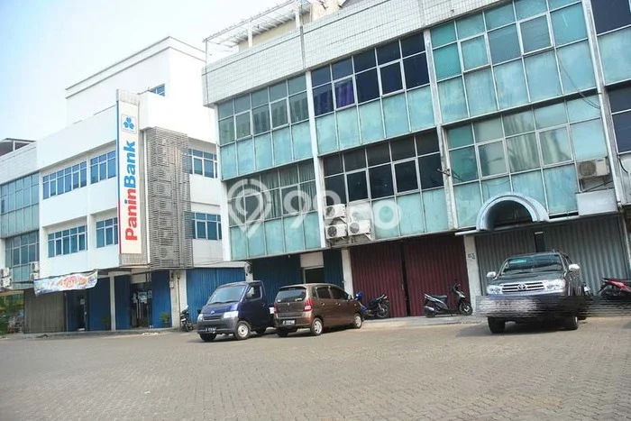 Disewakan Ruko di Pusat Kota Jakarta Barat Ramai Strategis Disewakan Ruko di Pusat Kota Jakarta Barat Ramai Strategis
