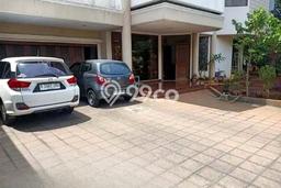 Rumah Luxury Modern Siap Huni di Intercon Jakarta Barat Rumah Luxury Modern Siap Huni di Intercon Jakarta Barat