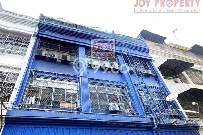 Ruko Dijual di Prime Area Jakarta Barat Luas 772m2 Ruko Dijual di Prime Area Jakarta Barat Luas 772m2