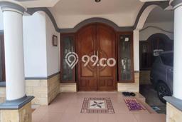 Rumah Nyaman untuk Keluarga di Meruya - LT 200m² Rumah Nyaman untuk Keluarga di Meruya - LT 200m²