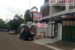 For Sale! Premium House LT 225m2 Desain Modern di Puri Indah For Sale! Premium House LT 225m2 Desain Modern di Puri Indah