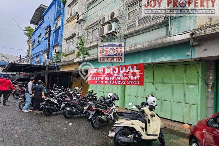 Lokasi Strategis! Dijual Ruko Bisnis di Jati Uwung, Tangerang Kondisi Bagus Lokasi Strategis! Dijual Ruko Bisnis di Jati Uwung, Tangerang Kondisi Bagus