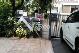 Rumah Mewah LB 300m2 Siap Huni Desain Elegan di Intercon, Jakarta Barat Rumah Mewah LB 300m2 Siap Huni Desain Elegan di Intercon, Jakarta Barat