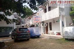 Siap Huni Rumah Mewah 4 Kamar di Mampang Prapatan Dekat ke Mana Saja Siap Huni Rumah Mewah 4 Kamar di Mampang Prapatan Dekat ke Mana Saja