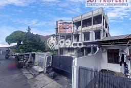 Hunian Eksklusif Siap Huni LT 373m2 di Duren Sawit, Jakarta Timur Hunian Eksklusif Siap Huni LT 373m2 di Duren Sawit, Jakarta Timur