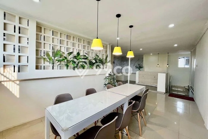 Dijual Segera Kost 40 Kamar, 21 Kamar Mandi di Beji, Depok, Luas 500m2 Dijual Segera Kost 40 Kamar, 21 Kamar Mandi di Beji, Depok, Luas 500m2