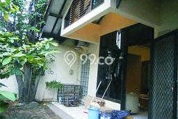 Disewakan! Rumah 3 Kamar Tidur &
2 Kamar Mandi di Puri Indah, Jakarta Barat Disewakan! Rumah 3 Kamar Tidur &
2 Kamar Mandi di Puri Indah, Jakarta Barat